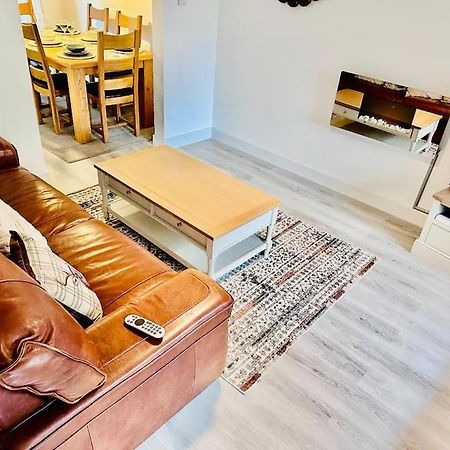 Вилла Luxury 4 Bed House In Ковентри Экстерьер фото