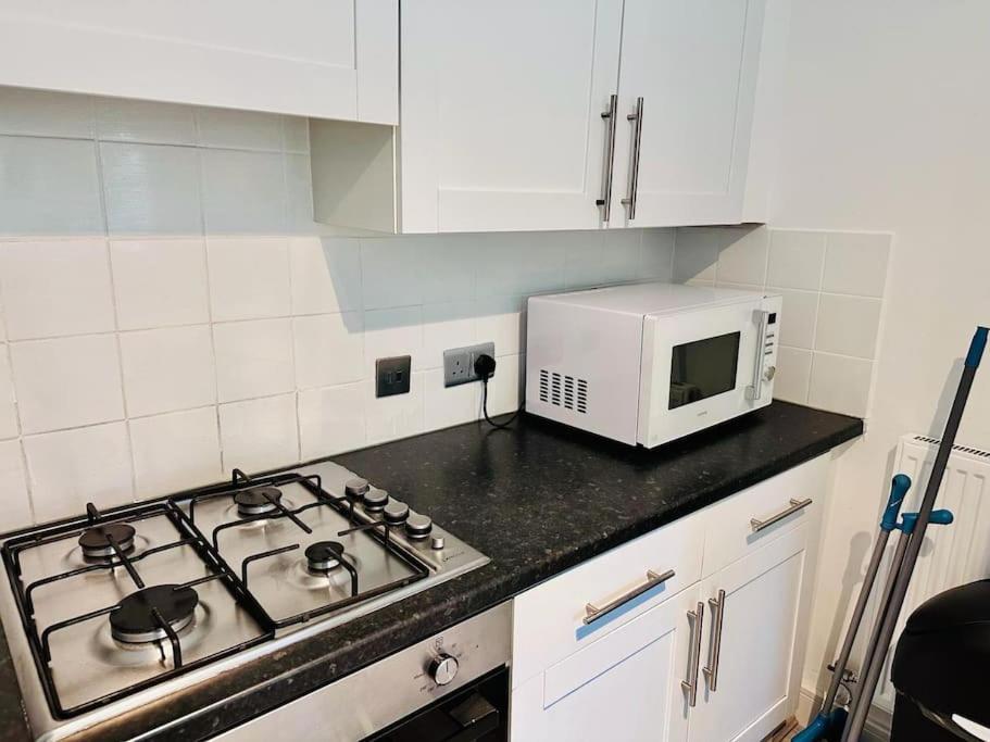 Вилла Luxury 4 Bed House In Ковентри Экстерьер фото