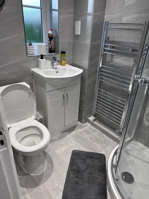 Вилла Luxury 4 Bed House In Ковентри Экстерьер фото