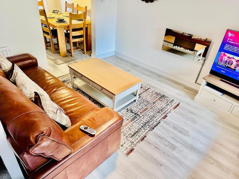 Вилла Luxury 4 Bed House In Ковентри Экстерьер фото